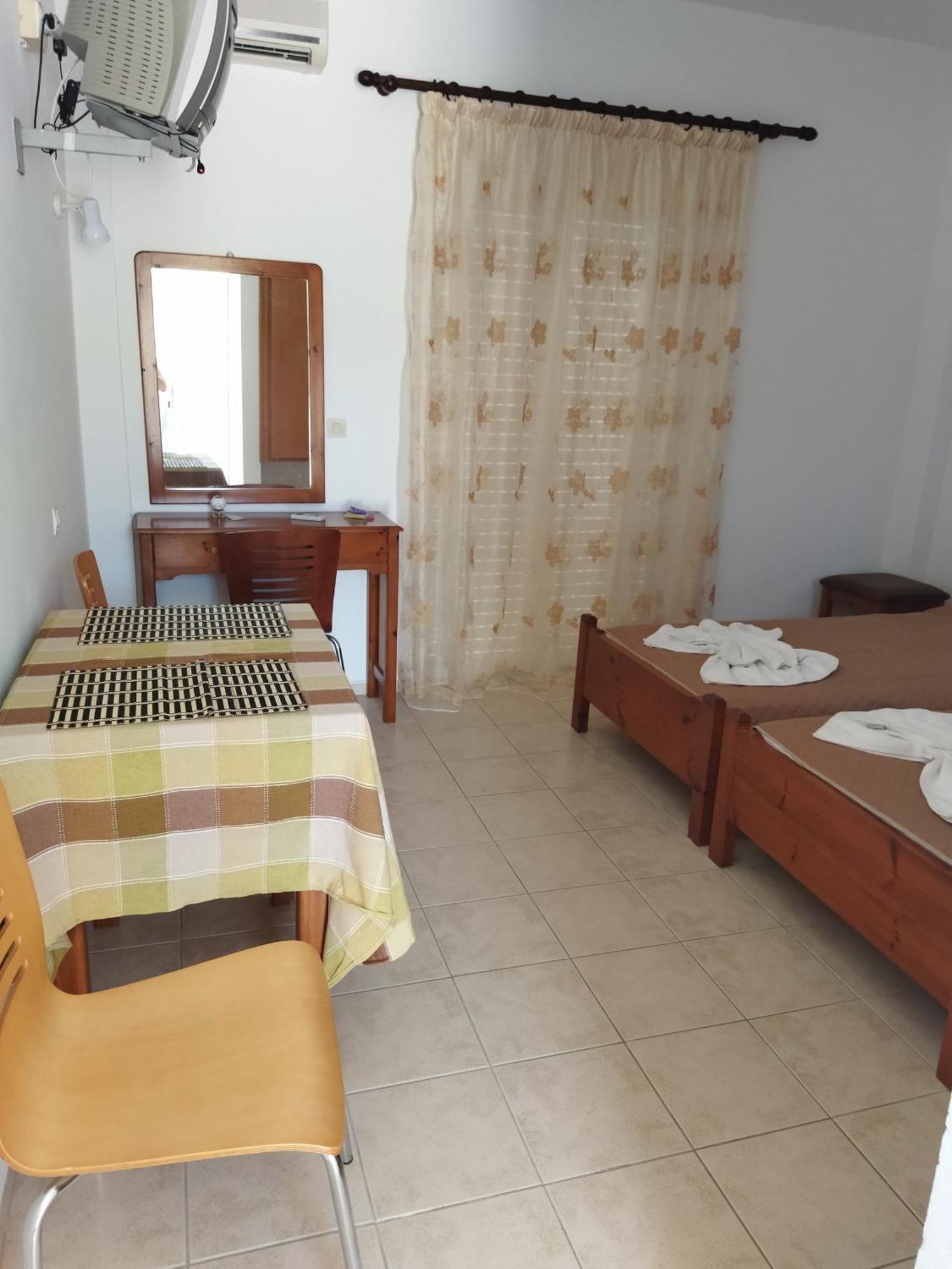 Creta Vassakis Studios 2 Kéfalos Buitenkant foto